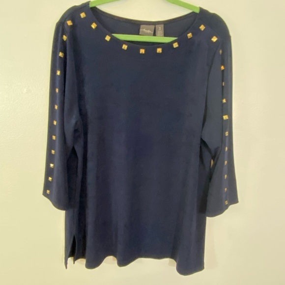 Chico’s Travelers Midnight Blue Top Studs Slinky Scoop Neck Size 2 Medium 12 - Picture 2 of 10